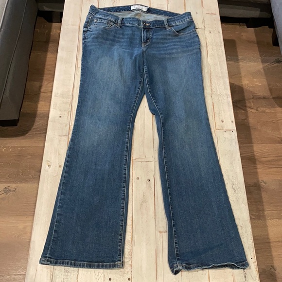 EUC Torrid Bootcut Jeans 12R